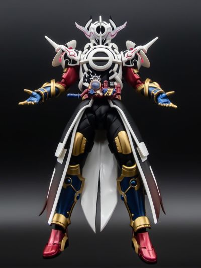 S.H.Figuarts 假面骑士创骑 假面骑士埃伯尔 黑洞形态 （阶段4）