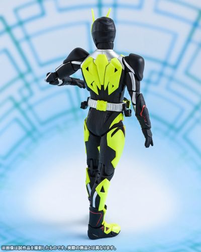 S.H.Figuarts 假面骑士零一 假面骑士零一 高跃飞蝗