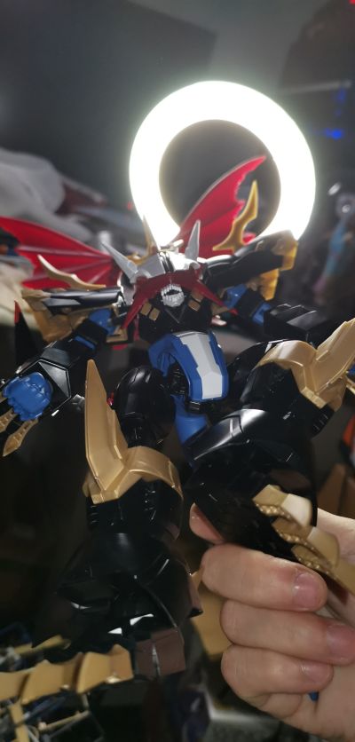 Figure-rise Standard Amplified 数码宝贝02 帝皇龙甲兽