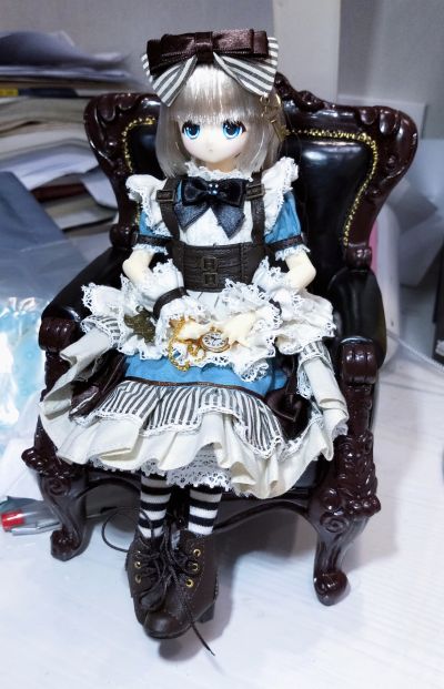 Alvastaria 梅丽尔 ～书，镜子和小爱丽丝～ (Azone商城限定贩售)