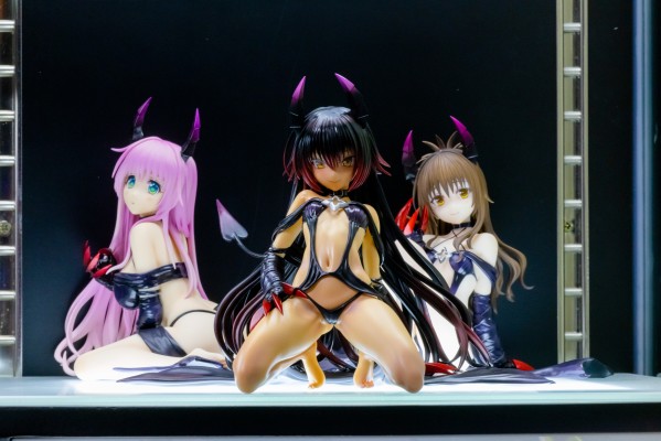 出包王女DARKNESS 涅梅西斯 Darkness