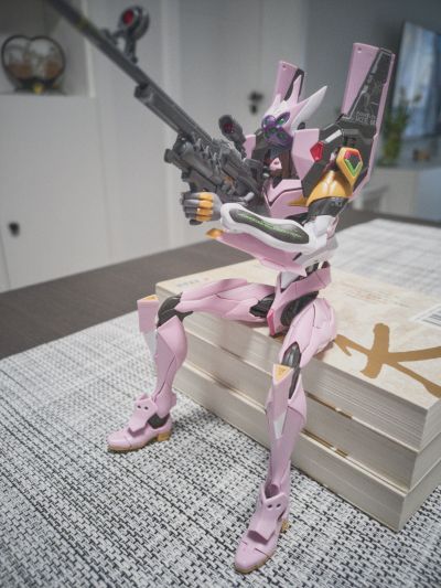 RG 福音战士新剧场版：Q 泛用人型决战兵器 人造人EVA 正规实用型(Wille Custom) 8号机α