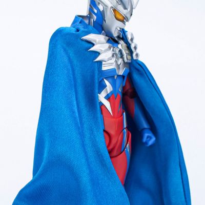 figuarts 泽塔奥特曼 赛罗斗篷