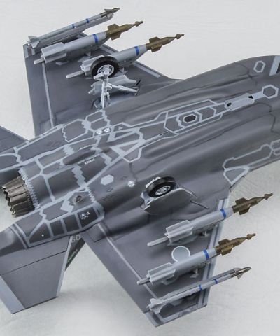 F-35 闪电Ⅱ(A型)“野兽模式 J.A.S.D.F. ”超级挂载
