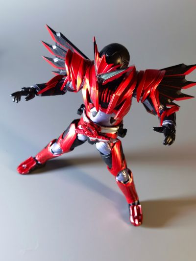 S.H.Figuarts 假面骑士零一 假面骑士迅 激燃雄鹰