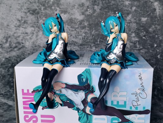 初音未来 压泡面人偶-珠光版-