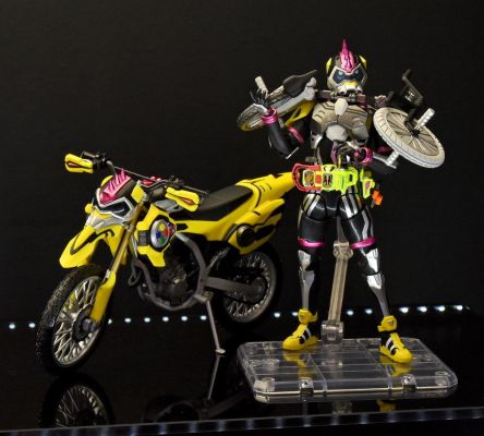 S.H.Figuarts 假面骑士：艾克赛德  摩托玩家