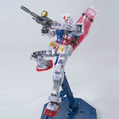 MG 1/100 机动战士高达 RX-78-2 高达 Ver.3.0 高达基地限定彩色透明版