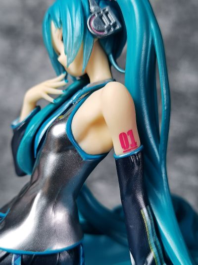 初音未来 压泡面人偶-珠光版-