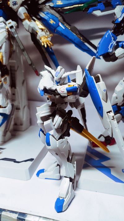 HG 机动战士高达 铁血的奥尔芬斯第二季 ASW-G-01 巴耶力高达