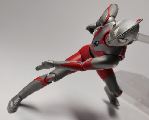 S.H.Figuarts 宇宙英雄奥特曼 奥特曼（A型）