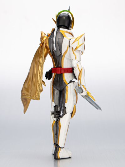 S.H.Figuarts   假面骑士刀剑 阿拉基那神灯