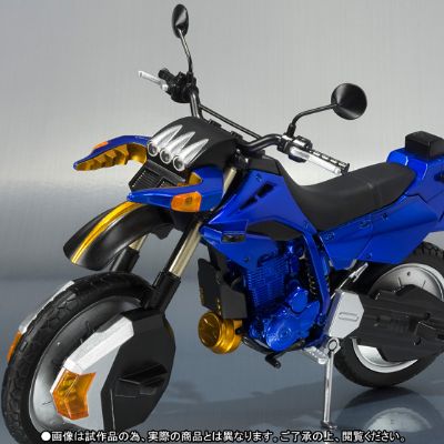 S.H.Figuarts 假面骑士：甲斗王 钢斗王强化机车/骑士摩托