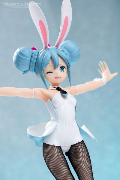 BiCuteBunnies   初音未来 白色