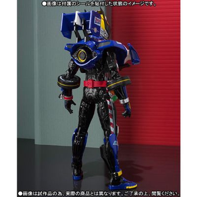S.H.Figuarts   假面骑士驰骑 方程式型
