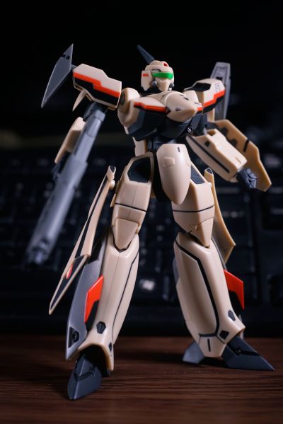 群雄【动】＃001 超时空要塞plus YF-19バトロイド 単品