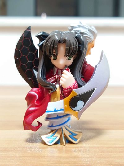 Fate Fantasm BOX 1 イリヤとゆかいな仲間たち 【イリヤ胸像フィギュア付録】 （書籍）