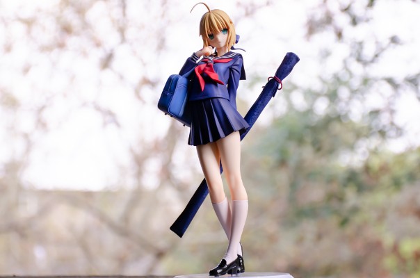 校服saber