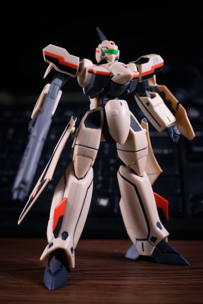 群雄【动】＃001 超时空要塞plus YF-19バトロイド 単品