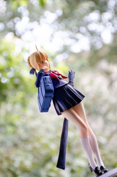 校服saber