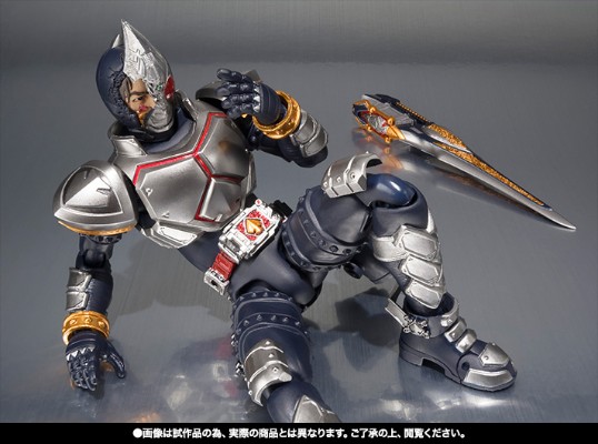 S.H.Figuarts 假面骑士剑 头盔战损版