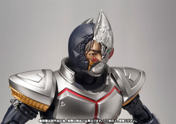 S.H.Figuarts 假面骑士剑 头盔战损版