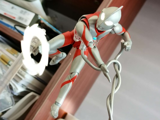 S.H.Figuarts  奥特曼 50周年纪念版