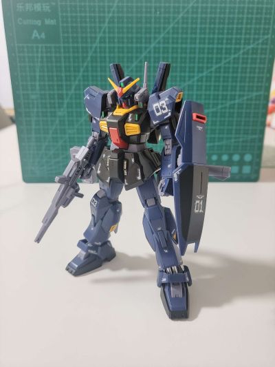 HGUC  机动战士Z高达 高达Mk-II(提坦斯样式)