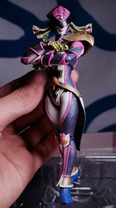 S.H.Figuarts 美杜莎幻魔