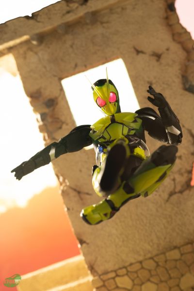 S.H.Figuarts 假面骑士零一 伊兹