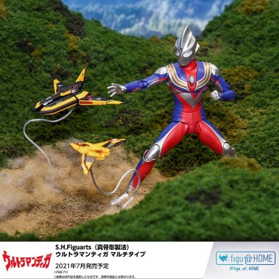 S.H.Figuarts 迪迦奥特曼 胜利飞燕一号 与 胜利飞燕二号 套装