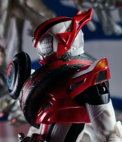 S.H.Figuarts 假面骑士驰骑  假面骑士驰骑 白热型