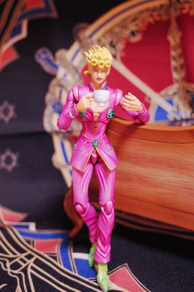 超像可动 JOJO的奇妙冒险 黄金之风 乔鲁诺・乔巴拿 黑色版