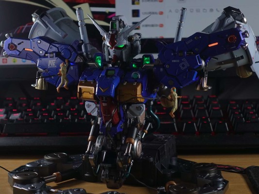 FORMANIA EX 高达试作1号机全方位推进型“玉帘”