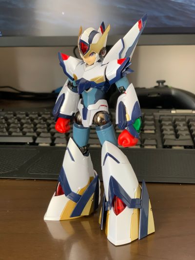 RIOBOT 洛克人X 洛克人艾克斯 猎鹰装甲Ver. EIICHI SHIMIZU