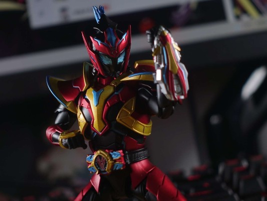 铠甲勇士形刻系列第一作    马帅