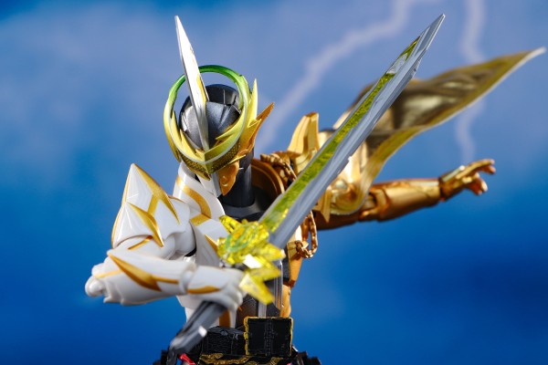 S.H.Figuarts   假面骑士刀剑 阿拉基那神灯