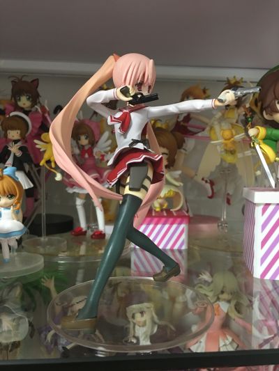 Staind 绯弹的亚里亚  神崎·H·亚里亚