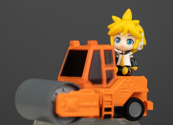 プルバックカー VOCALOID 巡音ルカ 