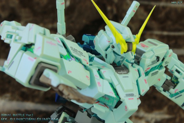 GUNDAM FIX FIGURATION METAL COMPOSITE 独角兽高达（最终决战式样）『高达UC』