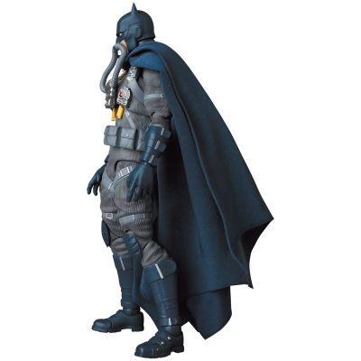 MAFEX 编号166 蝙蝠侠：缄默 STEALTH JUMPER BATMAN