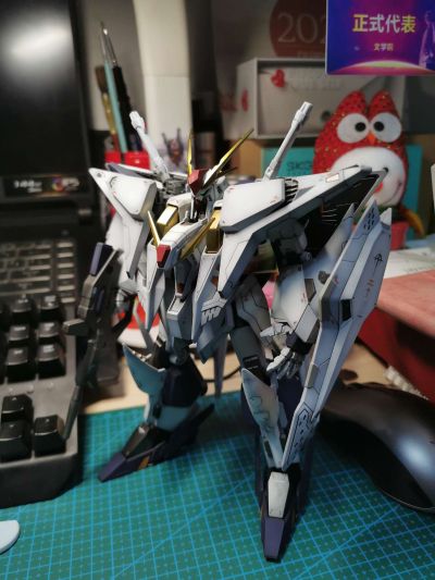 HGUC  机动战士高达：闪光的哈萨维   RX-105 柯西高达