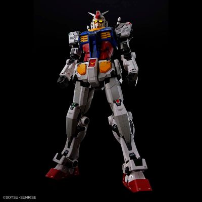 1/48 机动战士高达 RX-78F00  高达