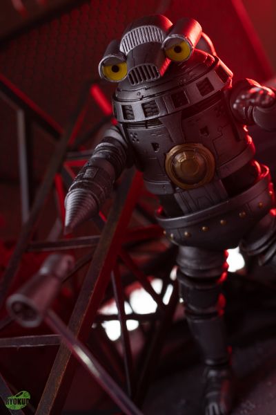 S.H.Figuarts 泽塔奥特曼 怪兽应对特殊空降机甲1号机 赛文加