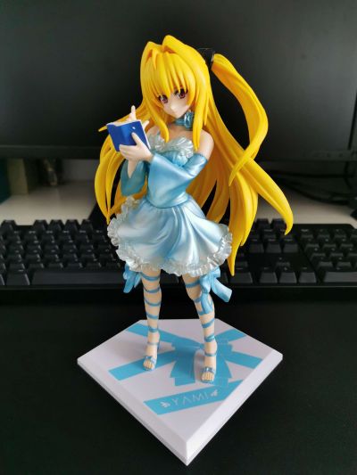 金色暗影