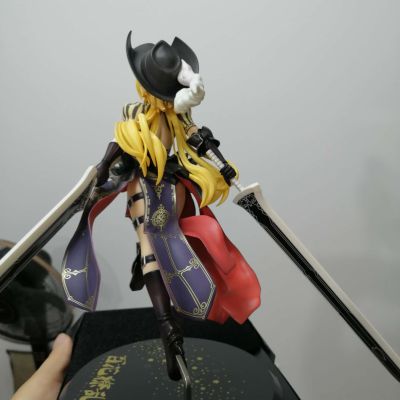 百花繚乱 	夏尔·戴·达尔坦尼雅