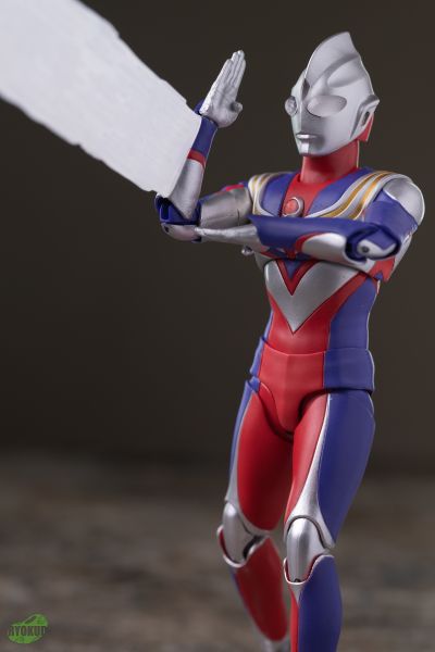 S.H.Figuarts(真骨雕制法) 迪迦奥特曼 迪迦奥特曼 复合型