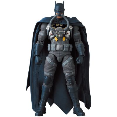 MAFEX 编号166 蝙蝠侠：缄默 STEALTH JUMPER BATMAN