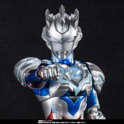 S.H.Figuarts  泽塔奥特曼 泽塔奥特曼 阿尔法装甲 特别配色版