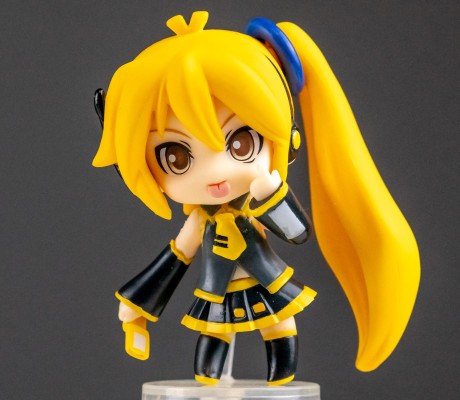 迷你黏土人 VOCALOID 巡音LUKA